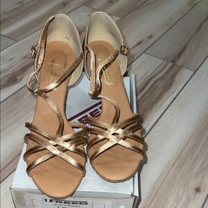 Feeed of London Leila Tan Satin 9